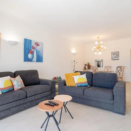 Casa Evelina In Mit Parkplatz